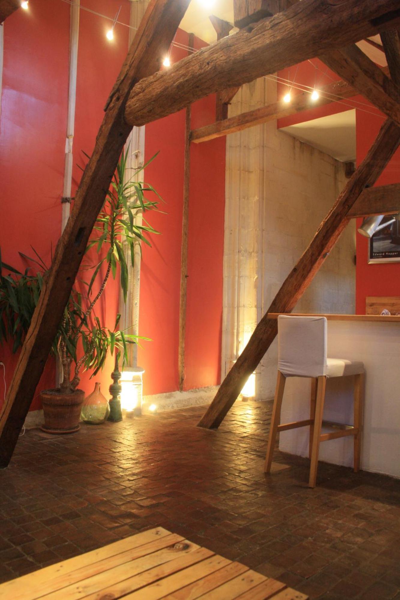 Ferienwohnung Le Refuge Des Cordeliers Laon Zimmer foto